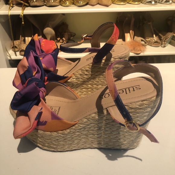 Colombian wedges - Picture 2 of 4